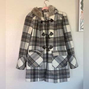 ASOS Miss Selfridge Gray Plaid Pea Coat with Faux Fur Trim Hood Size 8